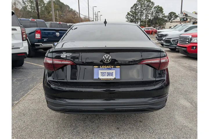 $20500 : Volkswagen Jetta 2023 SE 4dr image 5