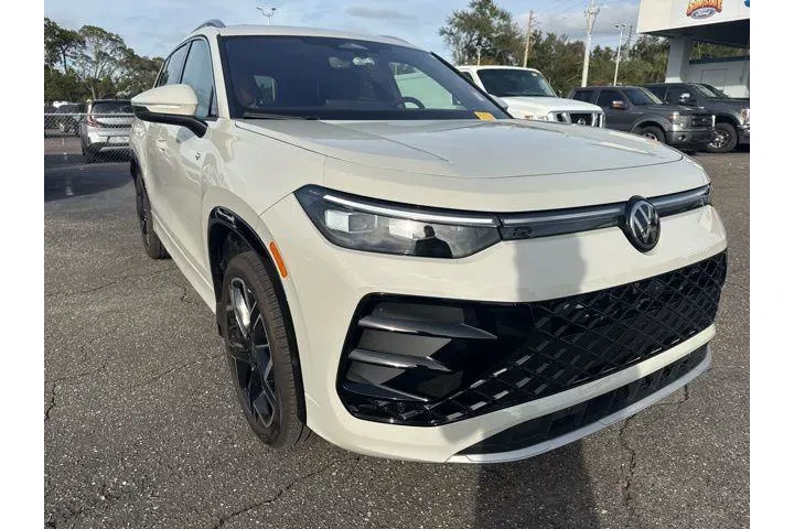 $38999 : Volkswagen Tiguan 2025 AWD S image 4