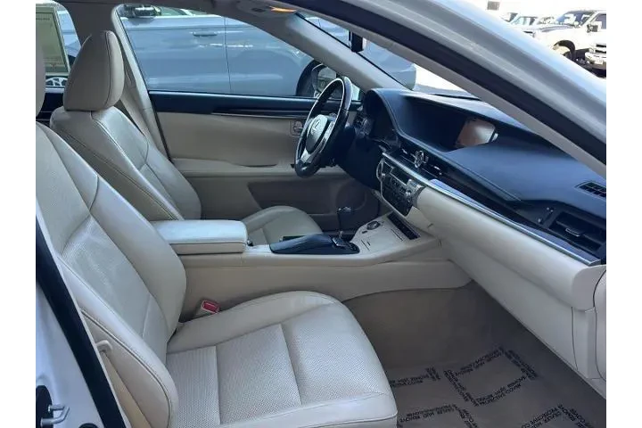 $19950 : Lexus ES 350 2015 4dr Sedan image 10
