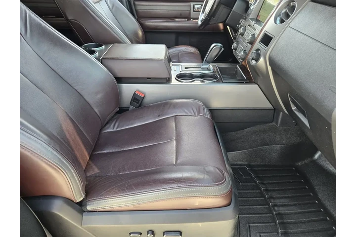 $13999 : Ford Expedition 2016 4x2 Pla image 10