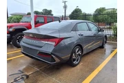 $22222 : Hyundai ELANTRA 2025 SEL Con thumbnail