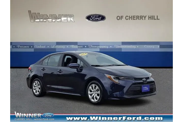$20498 : Toyota Corolla 2024 LE 4dr S image 1