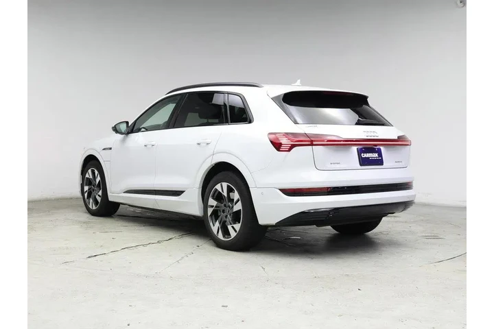 $27998 : Audi e-tron 2022 AWD quattro image 2