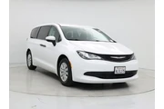 Chrysler Pacifica 2018 L 4dr en Fresno