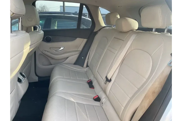 $10499 : Mercedes-Benz GLC 2016 AWD G image 7