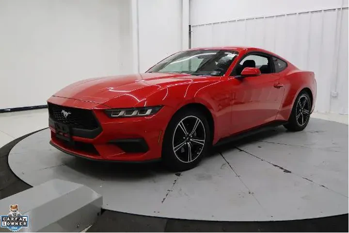 $26170 : Ford Mustang 2024 EcoBoost 2 image 9