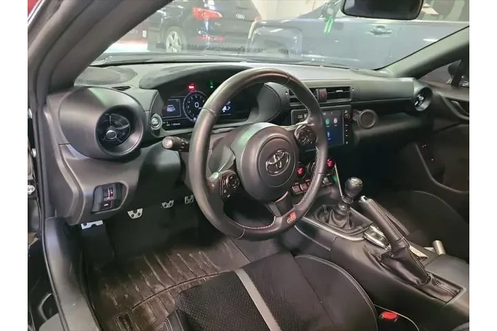 $30990 : Toyota GR86 2023 Premium 2dr image 3