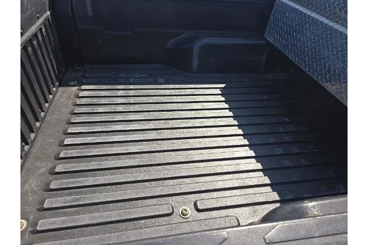 $17733 : Toyota Tacoma 2021 4x2 SR5 4 image 4