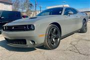 2018 Challenger SXT thumbnail