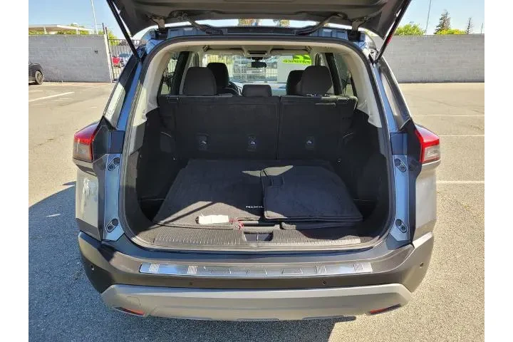 $20900 : Nissan Rogue 2022 SV 4dr Cro image 10