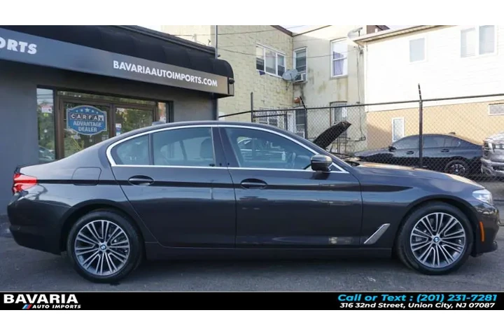 $22795 : 2020 5 Series 530e xDrive iPe image 8