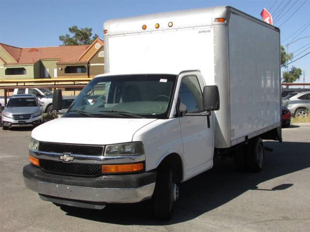 $11995 : 2005 Express 3500 image 10