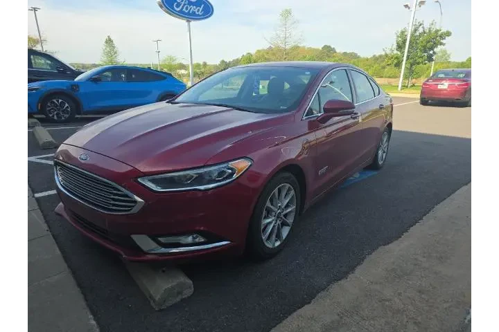 $13987 : Ford Fusion Energi 2017 SE L image 2