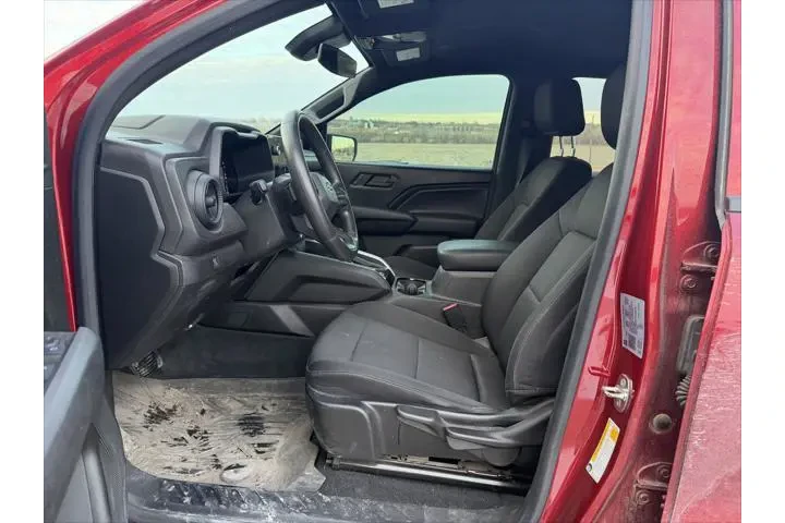 $34399 : Chevrolet Colorado 2023 4x4 image 5