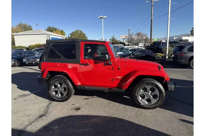 $23910 : 2017 Wrangler Sahara image 6