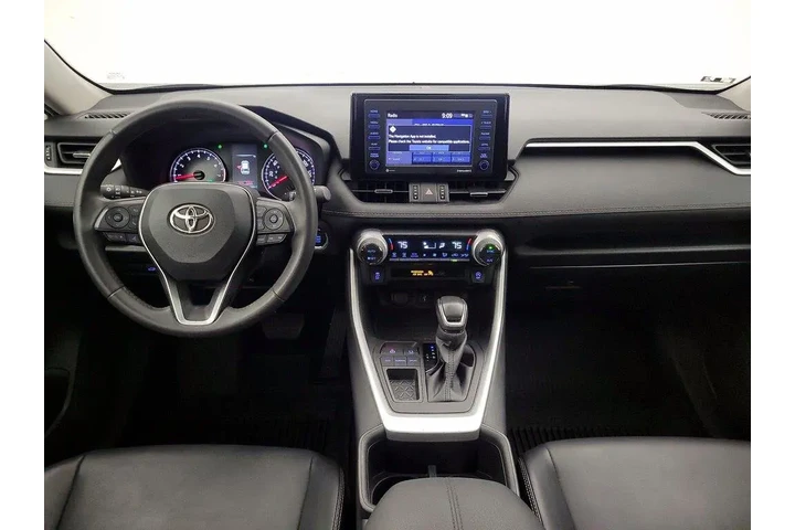 $30998 : Toyota RAV4 2022 XLE Premium image 9