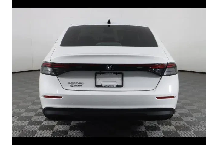 $29875 : Honda Accord 2025 SE 4dr Sed image 6