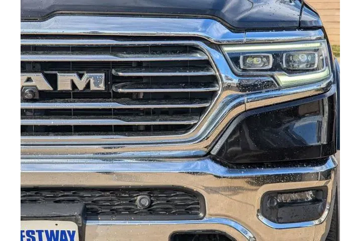 $32995 : Ram 1500 2023 4x4 Limited 4d image 8