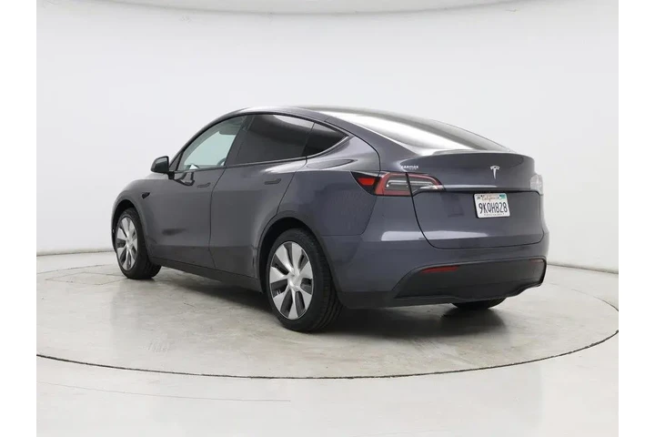 $29998 : Tesla Model Y 2023 4dr Cross image 2