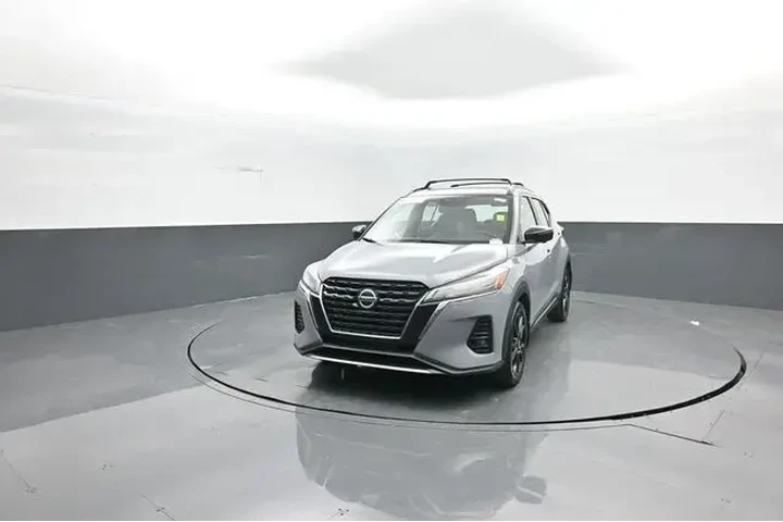 $17300 : Nissan Kicks 2021 SR 4dr Cro image 1