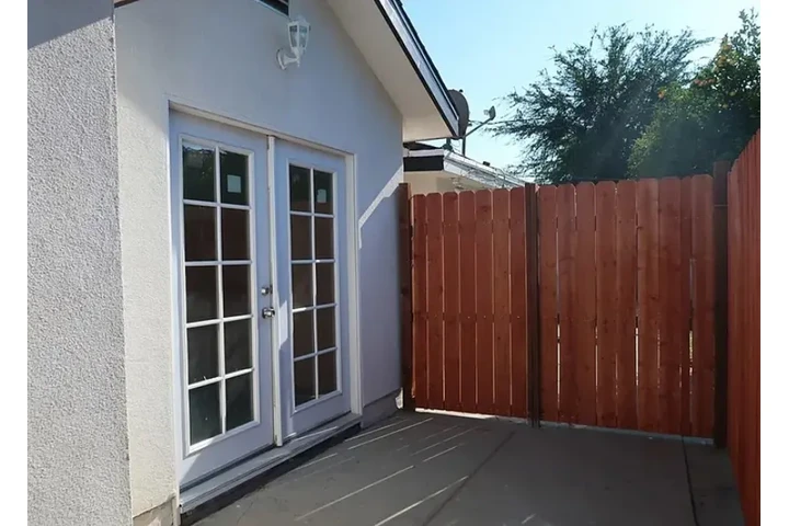 $1100 : CASA 🏠en , Pico Rivera,  CA🏠 image 2