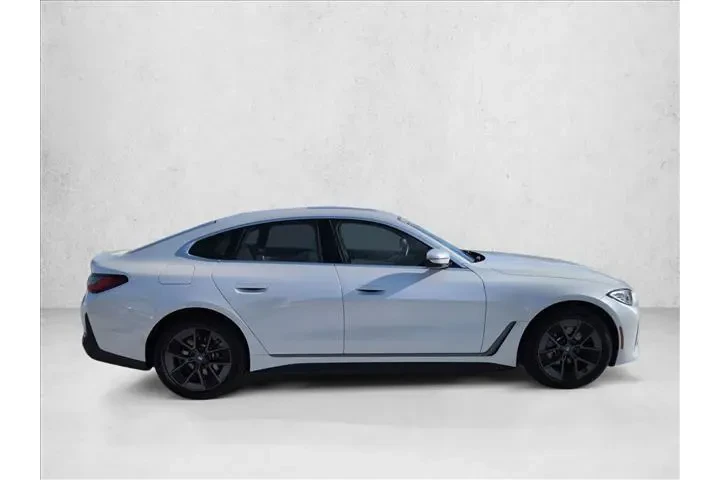 $33585 : BMW i4 2023 eDrive35 Gran Co image 4