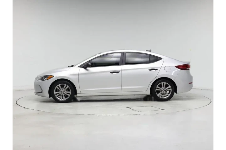 $13998 : Hyundai ELANTRA 2017 Value E image 3