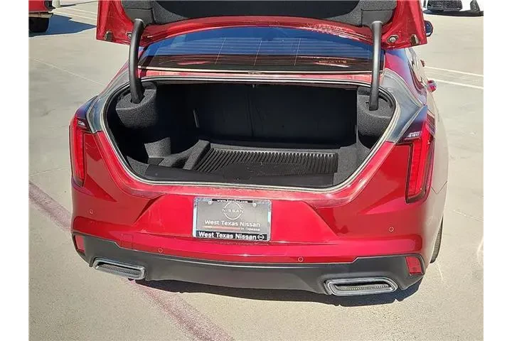 $34562 : Cadillac CT4 2024 Luxury 4dr image 9