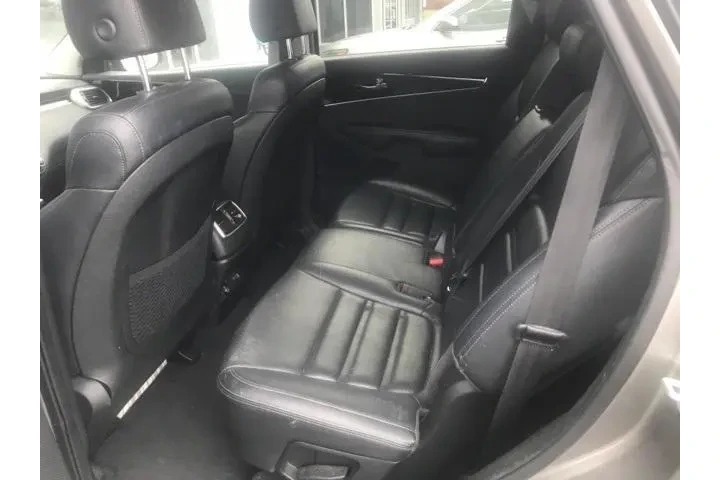$13900 : Kia Sorento 2019 EX Sport 4d image 9
