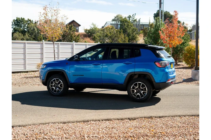 $31254 : 2025 Compass Trailhawk image 9