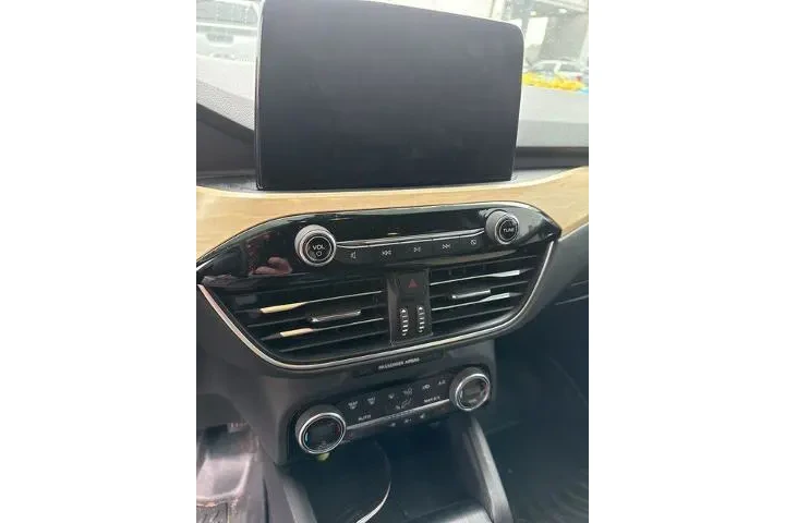 $21340 : Ford Escape 2021 AWD Titaniu image 3