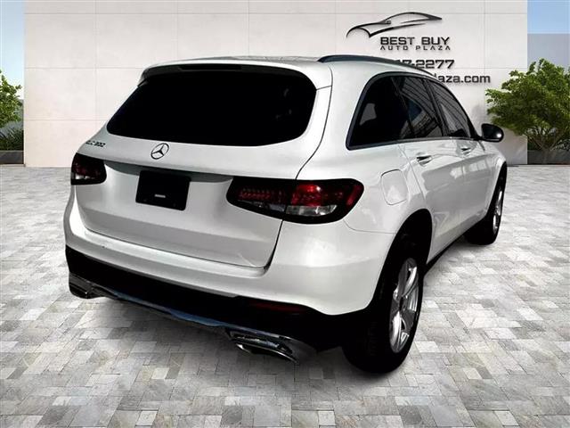 $15745 : 2017 MERCEDES-BENZ GLC GLC 30 image 7