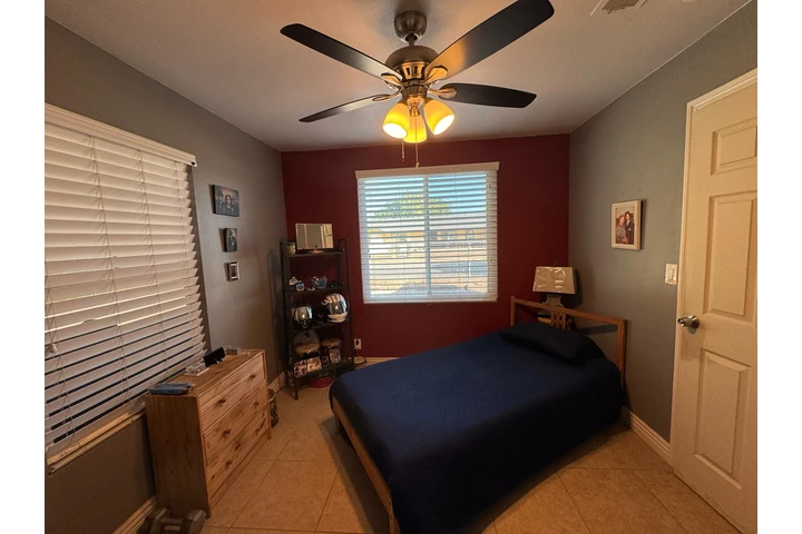 $749000 : Farm House on Horse Property image 10