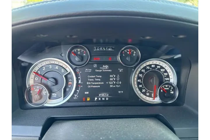 $23995 : Ram 1500 2017 4x4 Laramie 4d image 7