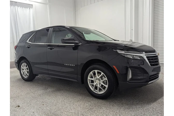 $23497 : Chevrolet Equinox 2024 LT 4d image 1