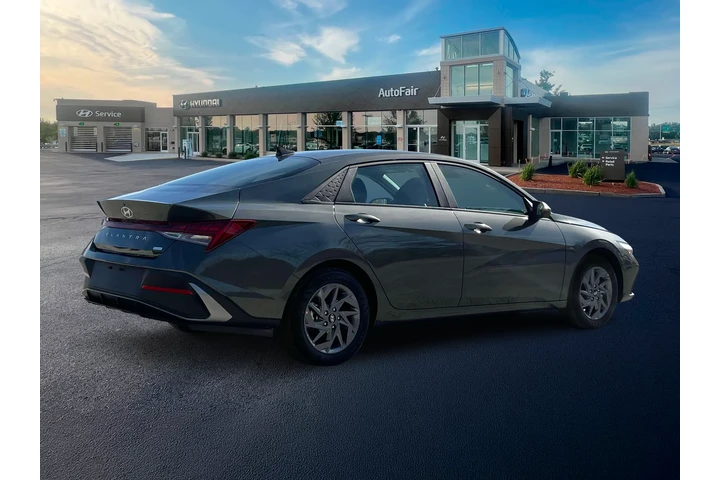 $24200 : Hyundai ELANTRA Hybrid 2025 image 10
