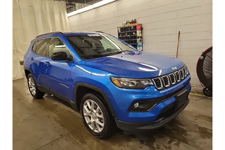 $22323 : Jeep Compass 2024 4x4 Latitu image 3