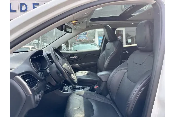 $18500 : Jeep Cherokee 2020 4x4 Limit image 8