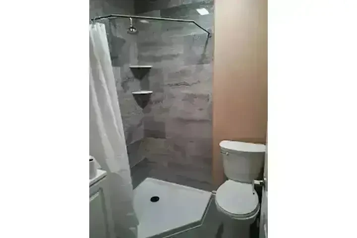 RECÁMARA  Entre Ball Rd/Walnut image 3