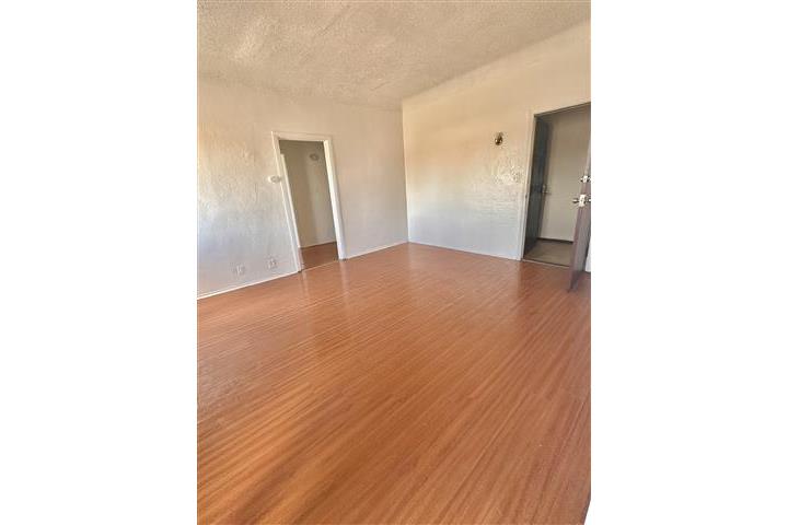 $1850 : APARTAMENTO DE 1 RECAMARA image 6