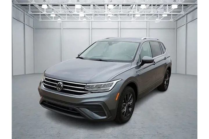 $26995 : Volkswagen Tiguan 2024 SE 4d image 1
