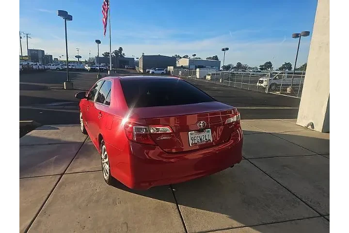 $13988 : Toyota Camry 2012 SE 4dr Sed image 4