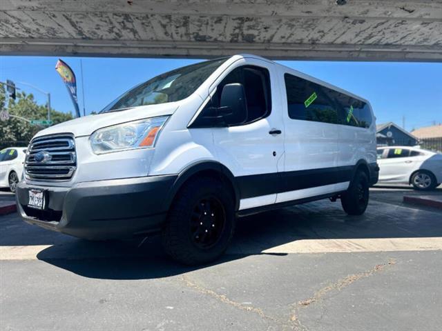 2015 Transit 350 XLT image 1