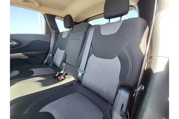 $13496 : Jeep Cherokee 2017 Sport 4dr image 8