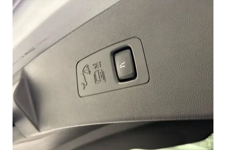 $27892 : Lincoln Corsair 2022 AWD Sta image 8