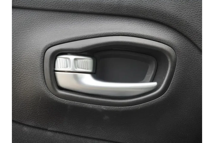 $15962 : Jeep Renegade 2021 Latitude image 9