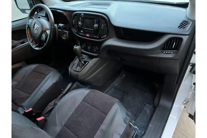 $10995 : 2017 RAM ProMaster City Trade image 4
