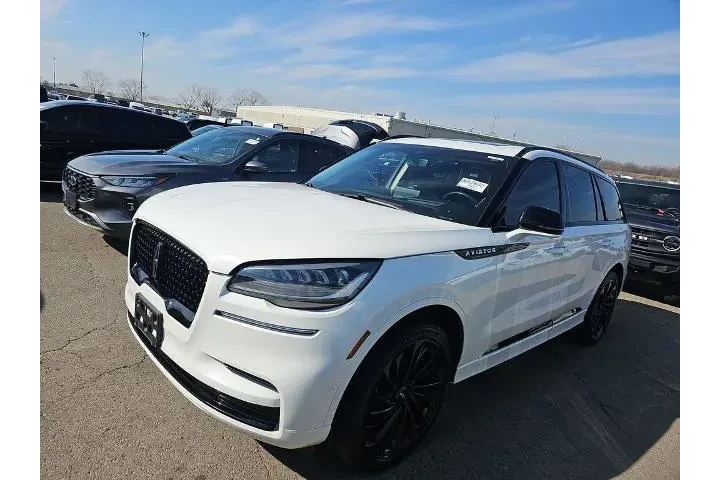 $30999 : Lincoln Aviator 2023 Reserve image 1