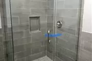 Shower doors/ Puertas de ducha thumbnail