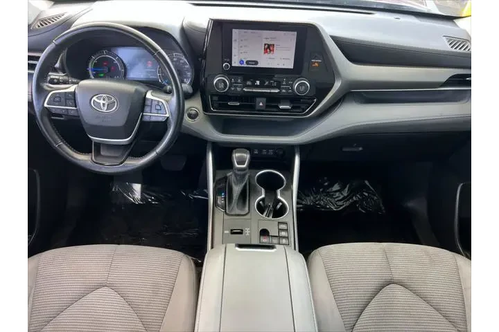 $32999 : Toyota Highlander Hybrid 202 image 4